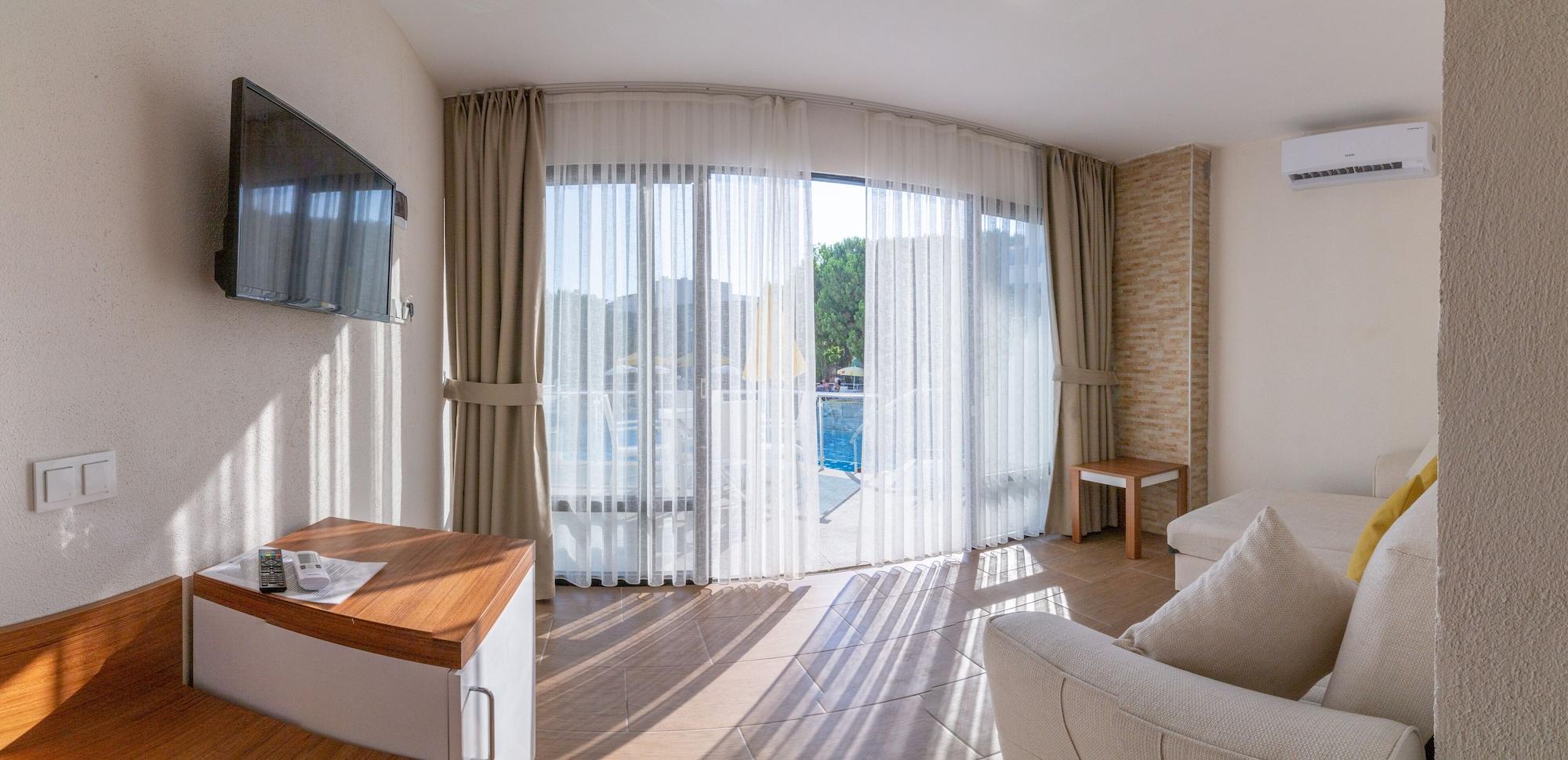 Otel Ponz